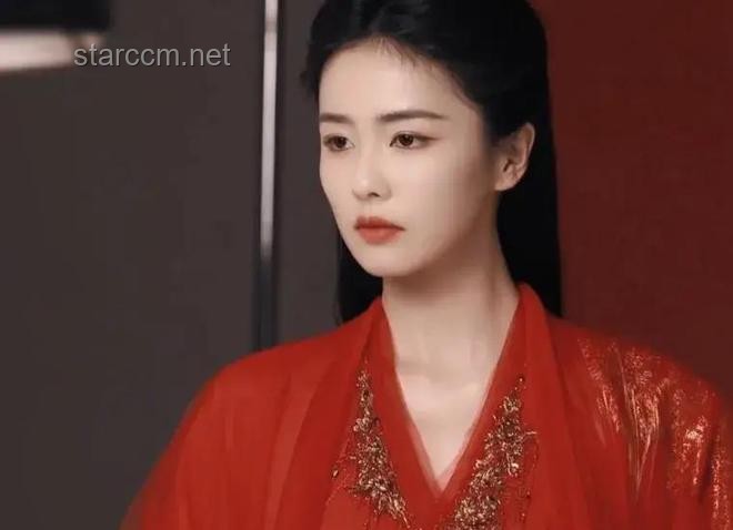 白鹿临江仙梦，婚纱跨界新风尚